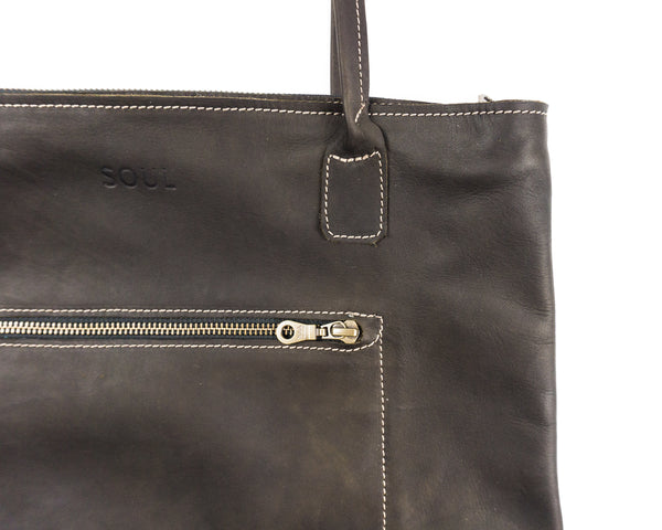 Zip Tote with external Pocket